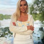 Де народилася та виросла Євгенія Кутнова?